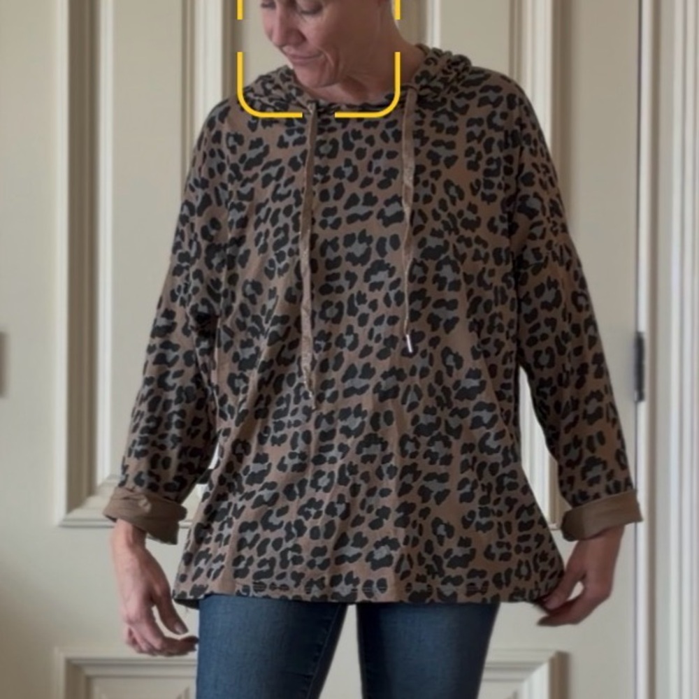 Leopard Print Hoodie lightweight, comfortable material, like new
